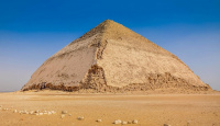 Bent-pyramid.jpg